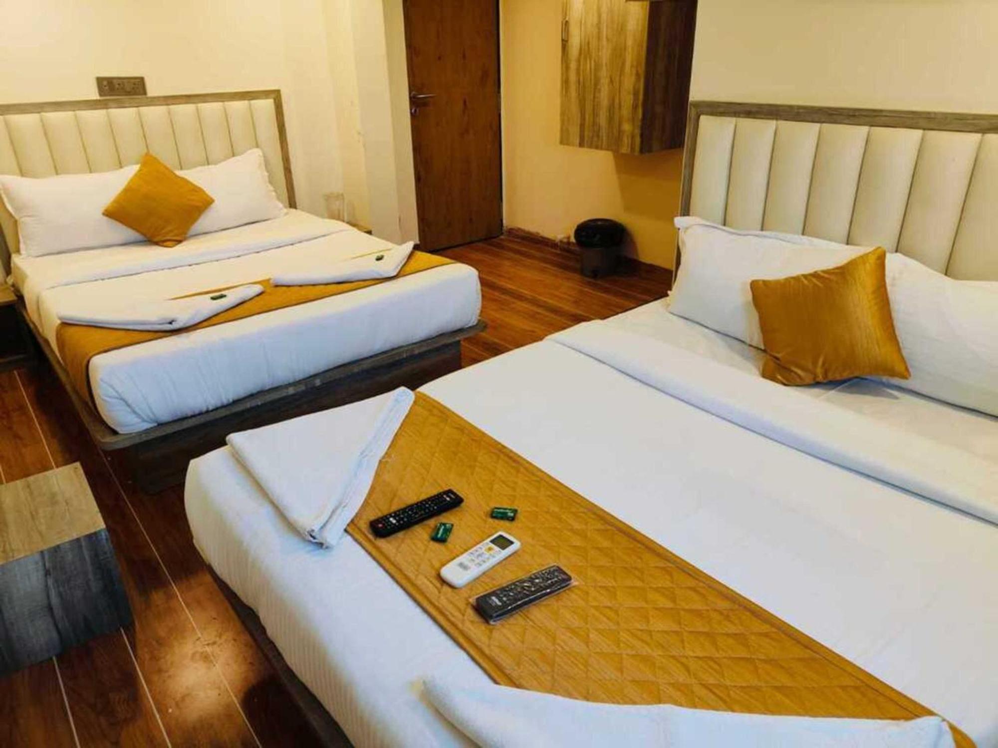 Hotel Pride Suites - Kurla West 뭄바이 외부 사진